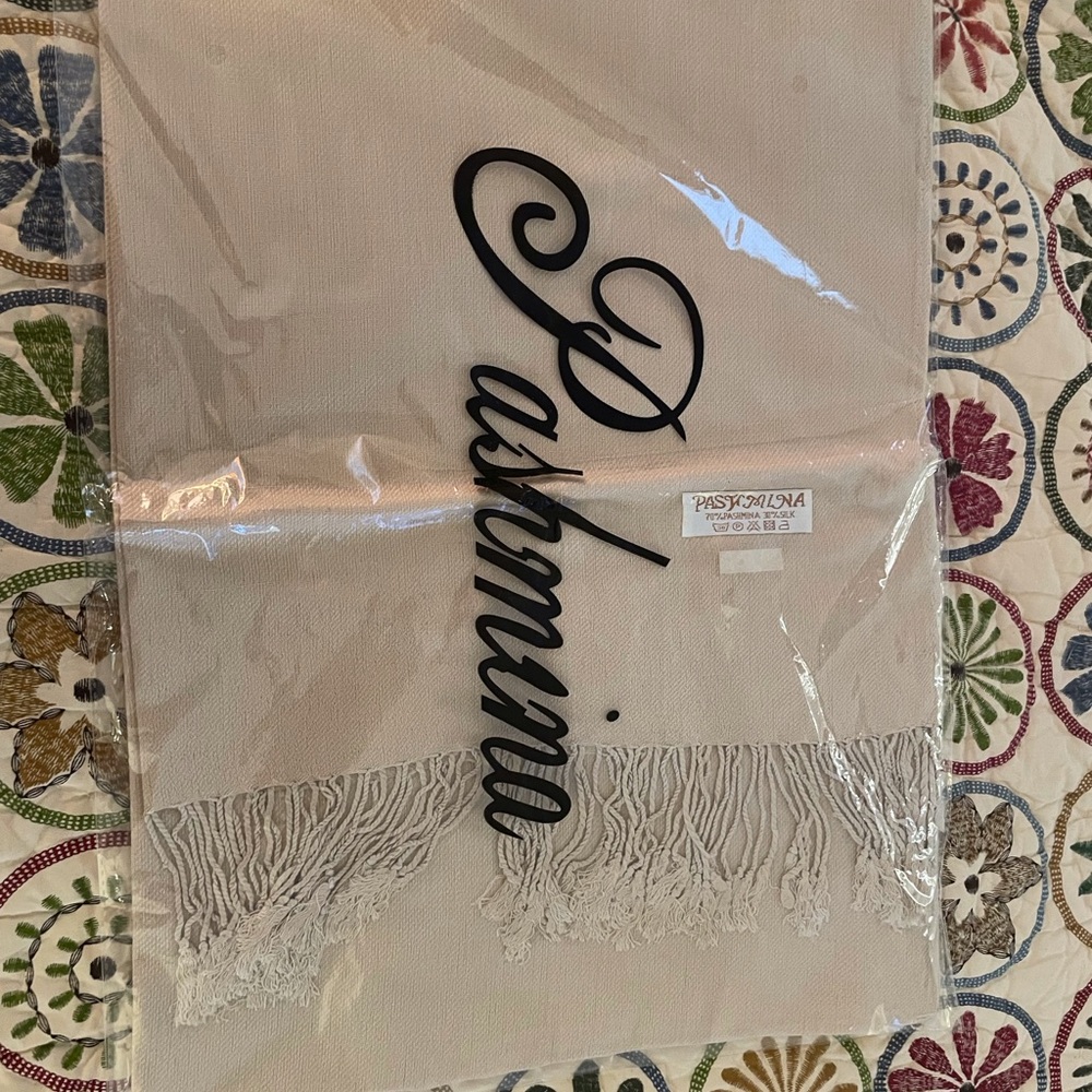 Beige Pashmina/Silk Scarf, new in bag, 27 by 70 inches